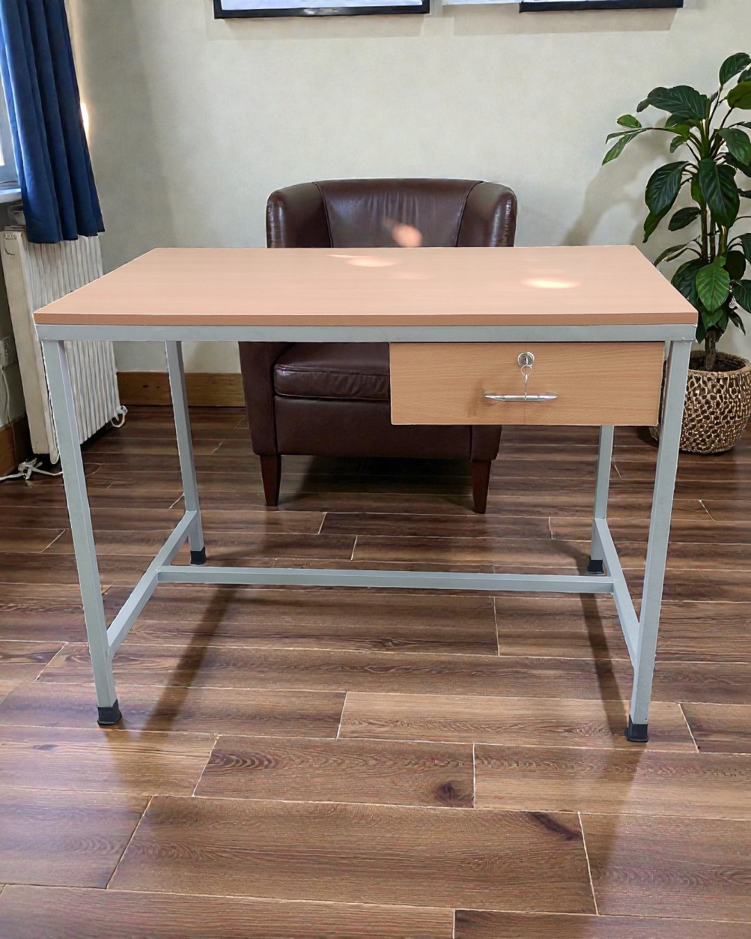 Office_Table